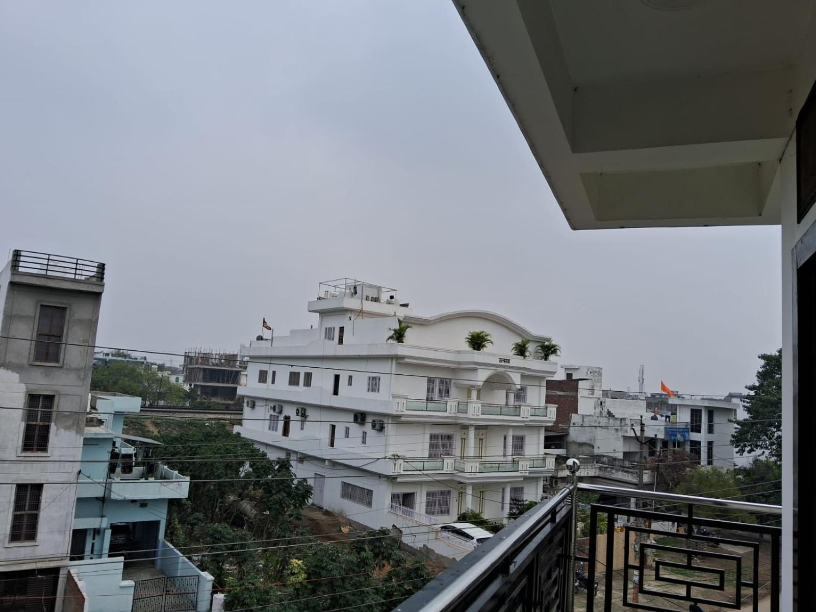 Holidayy Inn Allāhābād Junction 外观 照片